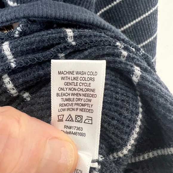 Koolaburra By UGG Women's XL Blue White Stripe Thermal Pullover Hoodie Coastal - Picture 13 of 13